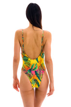 Cargar imagen en el visor de la galería, Model Back: Rio De Sol Una Pieza Sun-Sation Hype