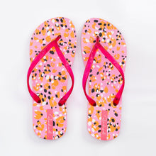 Cargar imagen en el visor de la galería, Product Front: Rio De Sol Chancletas Sweet-Camo Slim