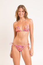 Cargar imagen en el visor de la galería, Model Front: Rio De Sol Conjunto Set Sweet-Camo Frufru