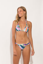Cargar imagen en el visor de la galería, Model Front: Rio De Sol Bragas Bottom Fresh-Day Mel