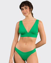 Cargar imagen en el visor de la galería, Gallery: Rio De Sol Conjunto Set Tambourine Halter-Marina Essential-Cos