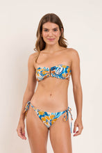 Cargar imagen en el visor de la galería, Model Front: Rio De Sol Sostén Top Azure Sara