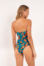 Cargar imagen en el visor de la galería, Model Back: Rio De Sol Una Pieza Luma Cleo