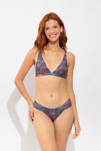 Cargar imagen en el visor de la galería, Model Front: Rio De Sol Bragas Bottom Coqueiro Baobi