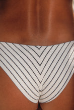 Cargar imagen en el visor de la galería, Image 12: Rio De Sol Bragas Bottom Linea-White Cheeky-Tie