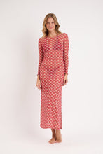 Cargar imagen en el visor de la galería, Model Front: Rio De Sol Vestido De Playa Floral-Scales Dress Lucy