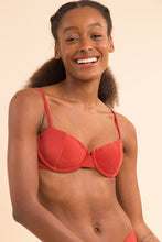 Cargar imagen en el visor de la galería, Image 09: Rio De Sol Conjunto Set Malibu-Chili Balconet Essential-Comfy