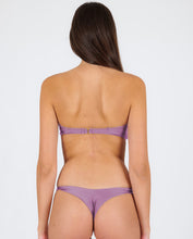Cargar imagen en el visor de la galería, Image 06: Rio De Sol Conjunto Set Shimmer-Harmonia Bandeau-Knot Nice-Fio