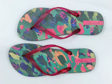 Cargar imagen en el visor de la galería, Product Front: Rio De Sol Chancletas Wilds Slim