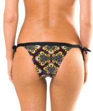 Cargar imagen en el visor de la galería, Model Back: Rio De Sol Bragas Calcinha Newfolk Cropped Lacinho