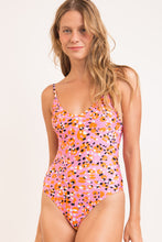 Cargar imagen en el visor de la galería, Gallery: Rio De Sol Una Pieza Sweet-Camo Hype