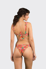 Cargar imagen en el visor de la galería, Model Back: Rio De Sol Sostén Top Tropics Halter-Marina