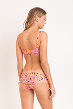 Cargar imagen en el visor de la galería, Model Back: Rio De Sol Conjunto Set Sweet-Camo Bandeau-Reto Madrid