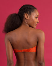 Cargar imagen en el visor de la galería, Image 08: Rio De Sol Sostén Top Paprica Bandeau-Joy