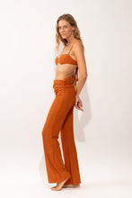 Cargar imagen en el visor de la galería, Image 09: Rio De Sol Pantalones De Playa Ferrugo Murana Pants