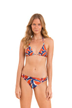 Cargar imagen en el visor de la galería, Model Front: Rio De Sol Conjunto Set Leaves Tri-Inv Essential-Comfy