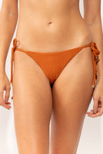 Cargar imagen en el visor de la galería, Gallery: Rio De Sol Bragas Bottom Ferrugo Cheeky-Tie