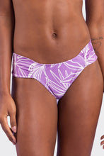 Cargar imagen en el visor de la galería, Gallery: Rio De Sol Bragas Bottom Trail-Purple Baobi