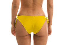 Cargar imagen en el visor de la galería, Model Back: Rio De Sol Bragas Bottom Uv-Melon Comfort