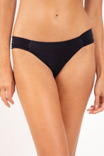 Cargar imagen en el visor de la galería, Gallery: Rio De Sol Bragas Bottom Malibu-Black Baobi