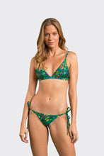 Cargar imagen en el visor de la galería, Model Front: Rio De Sol Conjunto Set Wilds Tri-Fixo Cheeky-Tie