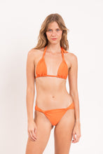 Cargar imagen en el visor de la galería, Model Front: Rio De Sol Conjunto Set Dende Mel