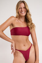 Cargar imagen en el visor de la galería, Image 10: Rio De Sol Sostén Top Touch-Carmim Isadora
