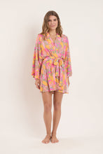 Cargar imagen en el visor de la galería, Model Front: Rio De Sol Caftán / Cubrir Lyla Kimono