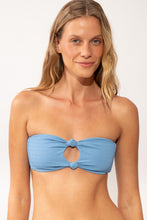 Cargar imagen en el visor de la galería, Gallery: Rio De Sol Sostén Top Solar-Celeste Dora