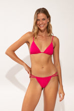 Cargar imagen en el visor de la galería, Model Front: Wednesday In Hawaii By Rio De Sol Conjunto Set Guava Ana Isla