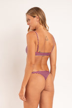 Cargar imagen en el visor de la galería, Model Back: Rio De Sol Sostén Top Garoupa Mila