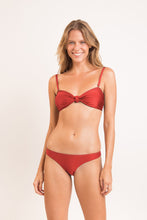 Cargar imagen en el visor de la galería, Model Front: Rio De Sol Conjunto Set Shimmer-Liquor Bandeau-Joy Essential