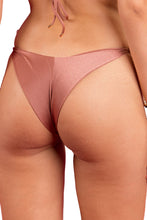 Cargar imagen en el visor de la galería, Image 07: Rio De Sol Bragas Bottom Shimmer-Copper Cheeky-Tie