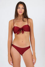 Cargar imagen en el visor de la galería, Model Front: Rio De Sol Bragas Bottom Shimmer-Divino Essential