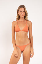 Cargar imagen en el visor de la galería, Model Front: Rio De Sol Bragas Bottom Sand-Argila Cheeky-Aya