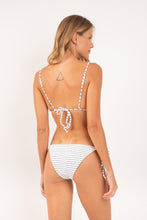 Cargar imagen en el visor de la galería, Model Back: Rio De Sol Bragas Bottom Linea-White Ibiza-Comfy
