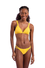 Cargar imagen en el visor de la galería, Model Front: Rio De Sol Conjunto Set Malibu-Yellow Tri-Duo Mini-Duo