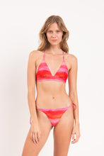 Cargar imagen en el visor de la galería, Model Front: Rio De Sol Sostén Top Cher Tri-Cos