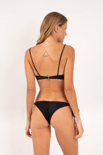 Cargar imagen en el visor de la galería, Model Back: Rio De Sol Conjunto Set Shimmer-Black Balconet-Tie Cheeky-Tie-Gold