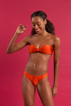 Cargar imagen en el visor de la galería, Image 12: Rio De Sol Sostén Top Paprica Bandeau-Joy