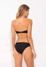 Cargar imagen en el visor de la galería, Model Back: Rio De Sol Bragas Bottom Junco-Black Essential-Comfy