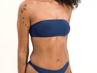 Cargar y reproducir el video en el visor de la galería, Video: Rio De Sol Conjunto Set Navy Bandeau-Reto Nice-Fio
