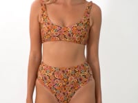 Cargar y reproducir el video en el visor de la galería, Video: Rio De Sol Bragas Bottom Bouquet Hotpants