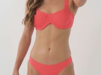 Cargar y reproducir el video en el visor de la galería, Video: Rio De Sol Conjunto Set Malibu-Folia Amelia Essential-Comfy