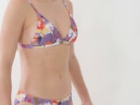 Cargar y reproducir el video en el visor de la galería, Video: Rio De Sol Bragas Bottom Garden-Flower Essential-Comfy