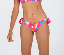 Cargar imagen en el visor de la galería, Gallery: Rio De Sol Bragas Bottom Antelope Italy