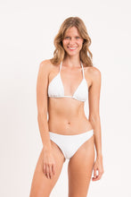 Cargar imagen en el visor de la galería, Model Front: Rio De Sol Bragas Bottom Bora-White Essential-Comfy