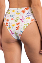 Cargar imagen en el visor de la galería, Image 08: Rio De Sol Bragas Bottom Countryside Hotpants