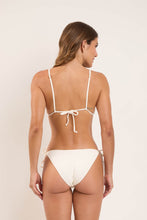 Cargar imagen en el visor de la galería, Model Back: Rio De Sol Bragas Bottom Sand-Chantilly Ibiza-Comfy