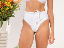 Cargar imagen en el visor de la galería, Image 13: Rio De Sol Bragas Bottom Shimmer-White Belted-High-Waist